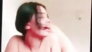 Booby Bengali girl nude pics and viral sex videos