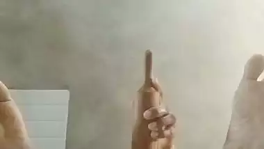 Unsatisfied bhabhi masturbation with chapati roller