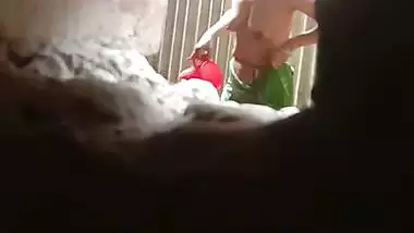 Village babhi bathing caught by voyeur viral MMS
