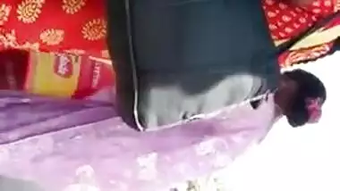 Indian sexy desi aunty boobs 1