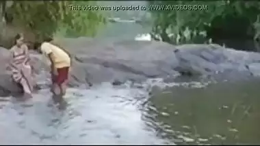 Aunty Satisfying her Husband by Bath