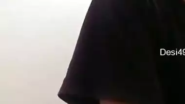 Today Exclusive- Sexy Lankan Girl Enjoy With Test Tube