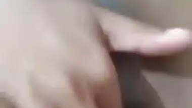 Desi teeny sticks fingers into her shaved XXX twat for webcam show