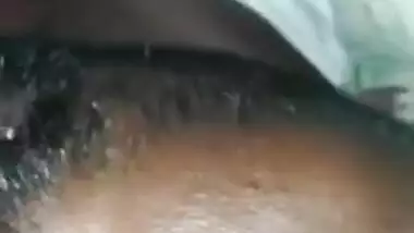 Desi housewife bares nipple but mustachioed guy licks it in XXX video