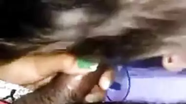 Tamil girl uma sucks her bf cock & takes cum in her mouth