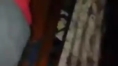 Srilankan Housewife dress changing