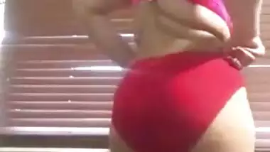 Beautiful Sexy Paki Girl 2 Clip