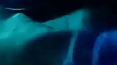 Indian pulls XXX sari up and guy touches her sex appealing boobs