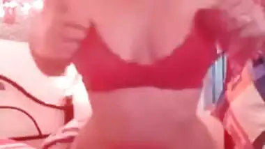 Exclusive- Hot Look Desi Girl Showing Her Boob And Pussy On Live Show